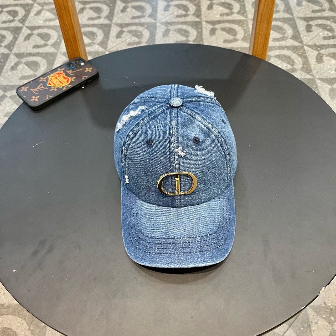 Christian Dior Caps